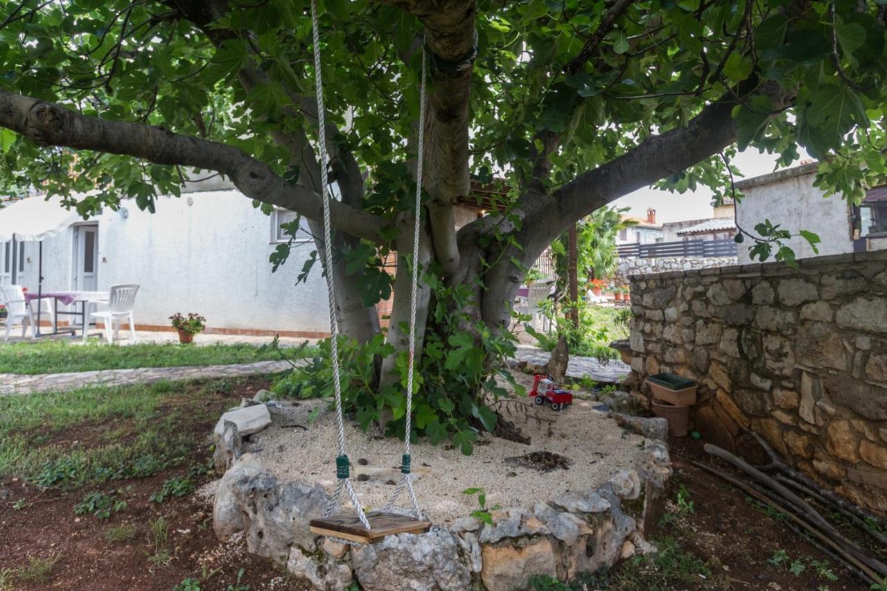 Apartment Laureta Poreč Dış mekan fotoğraf